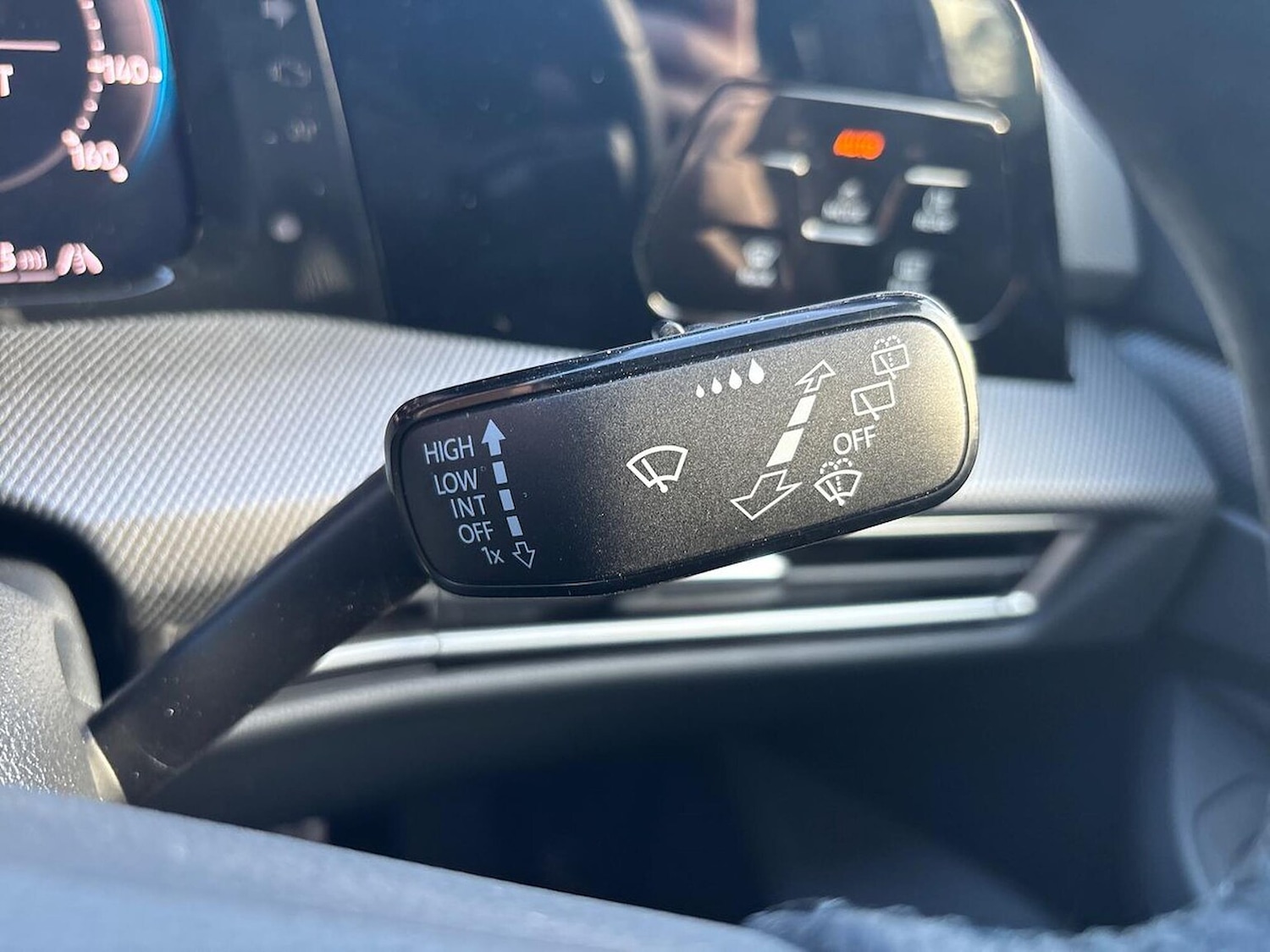 Used Volkswagen Golf 2025 for sale - 76490574: Photo 28