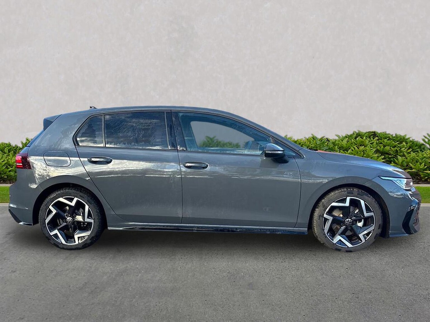 Used Volkswagen Golf 2025 for sale - 76490574: Photo 3