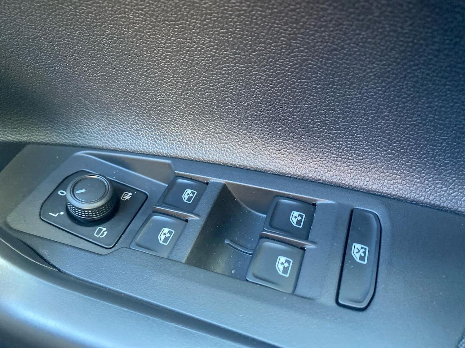 Used Volkswagen Polo 2024 for sale - 76070290: Photo 21