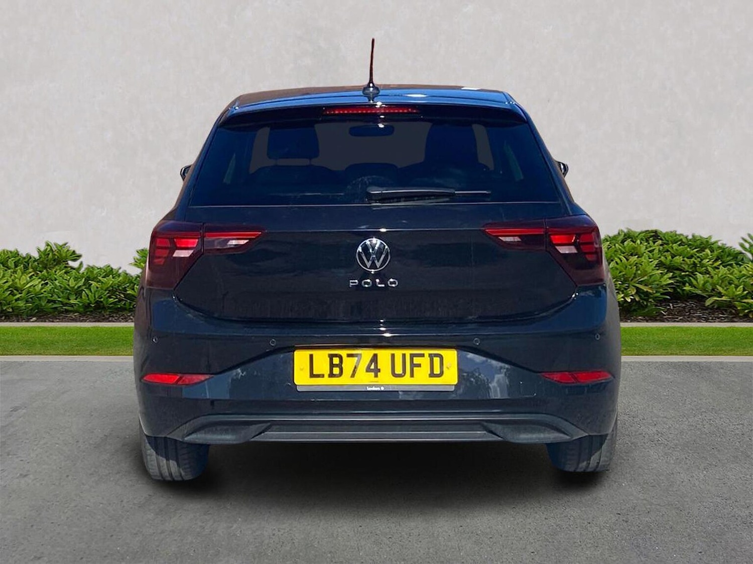 Used Volkswagen Polo 2024 for sale - 76070290: Photo 4