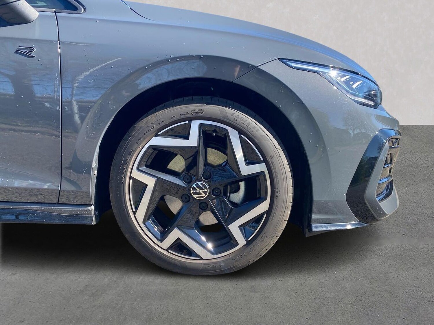 Used Volkswagen Golf 2025 for sale - 78195366: Photo 6