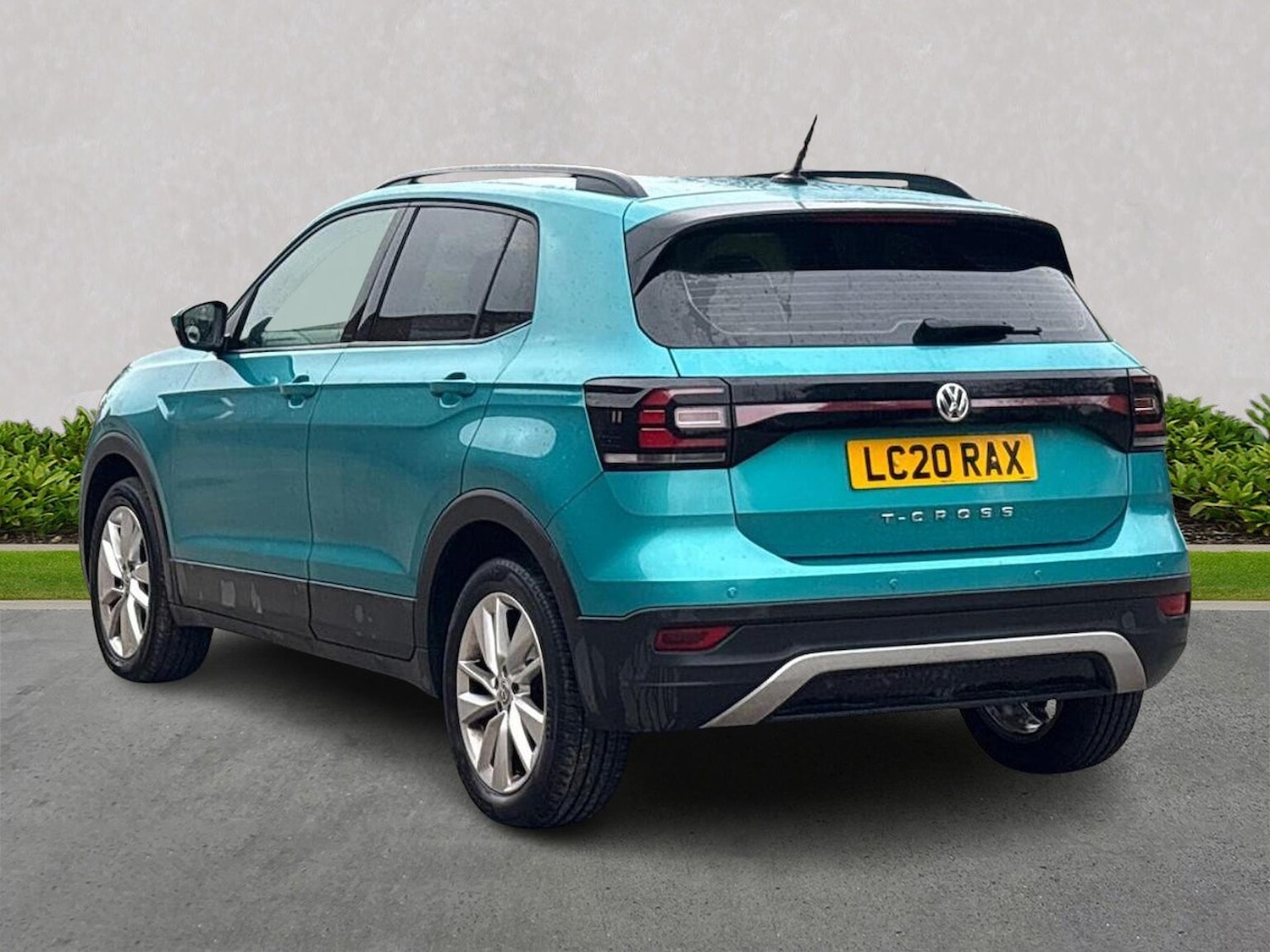 Used Volkswagen T-Cross 2020 for sale - 76281226: Photo 2