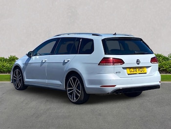 Used Volkswagen Golf 2018 for sale - 78633355: Photo