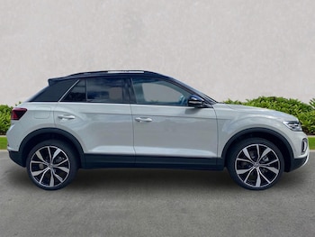 Used Volkswagen T-Roc 2026 for sale - 79115397: Photo