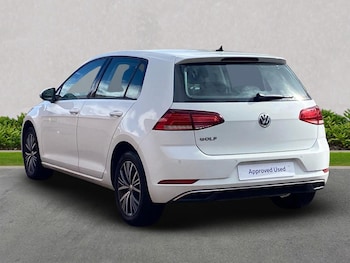 Used Volkswagen Golf 2018 for sale - 75958375: Photo
