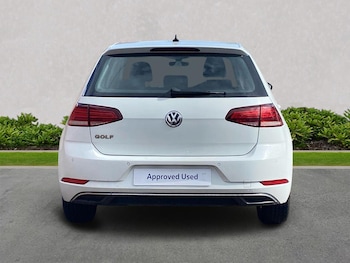 Used Volkswagen Golf 2018 for sale - 75958375: Photo