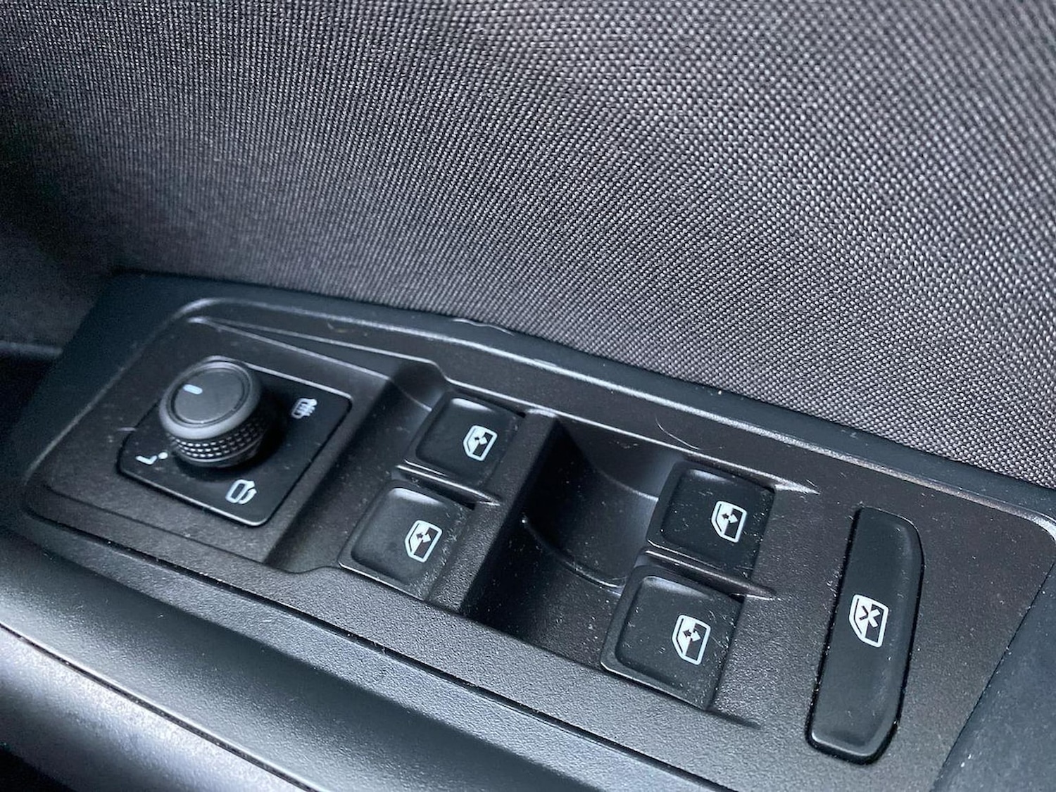 Used Volkswagen T-Roc 2023 for sale - 76490645: Photo 21