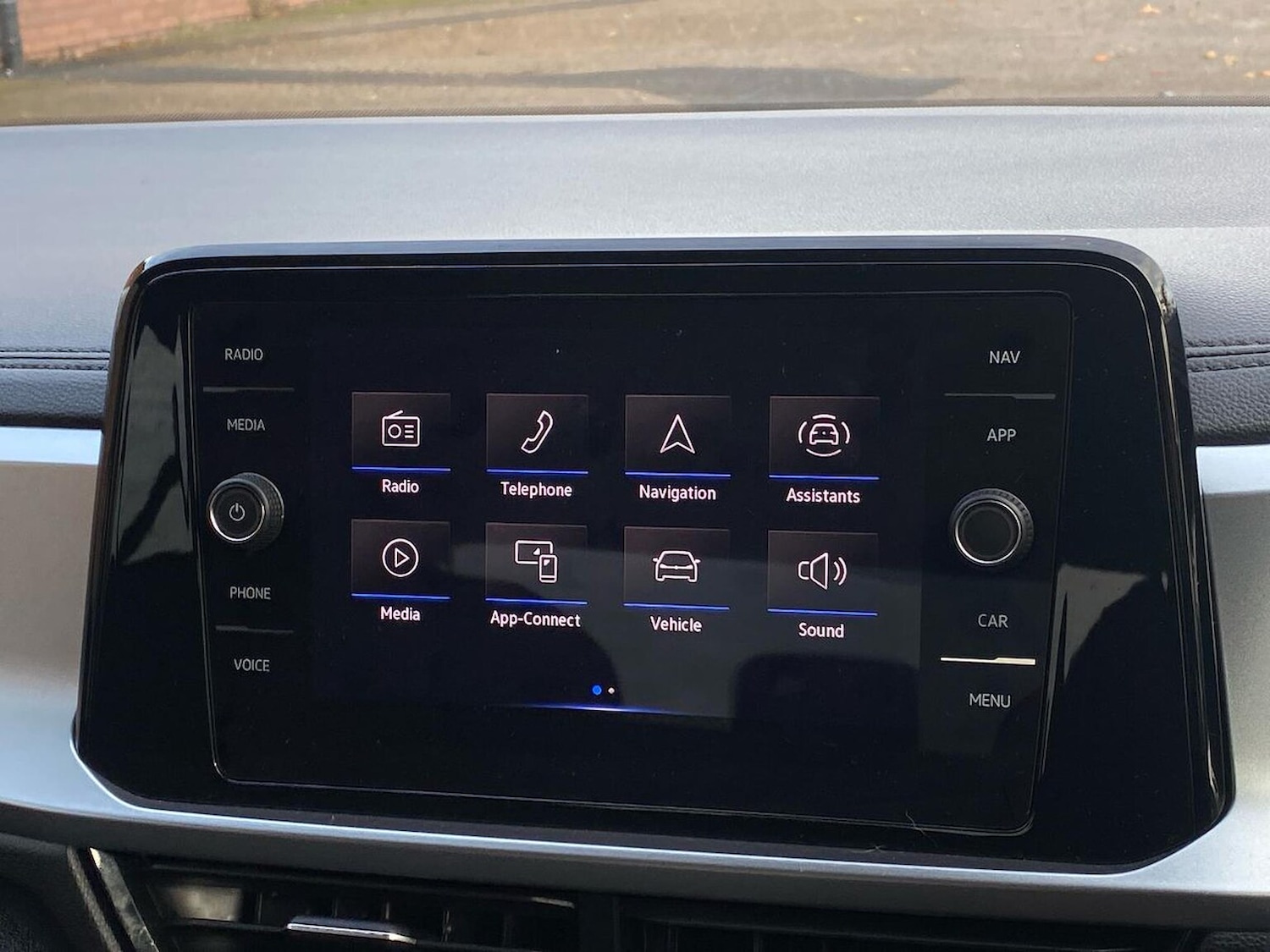 Used Volkswagen T-Roc 2023 for sale - 76490645: Photo 24