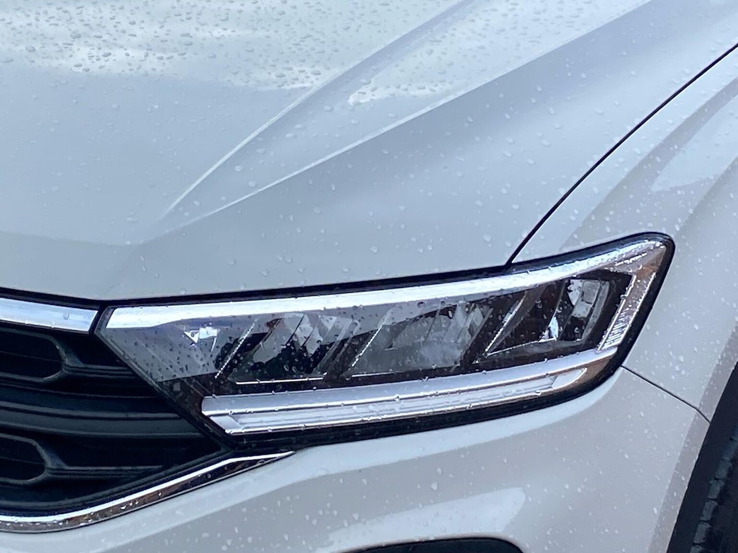 Used Volkswagen T-Roc 2023 for sale - 76490645: Photo 32