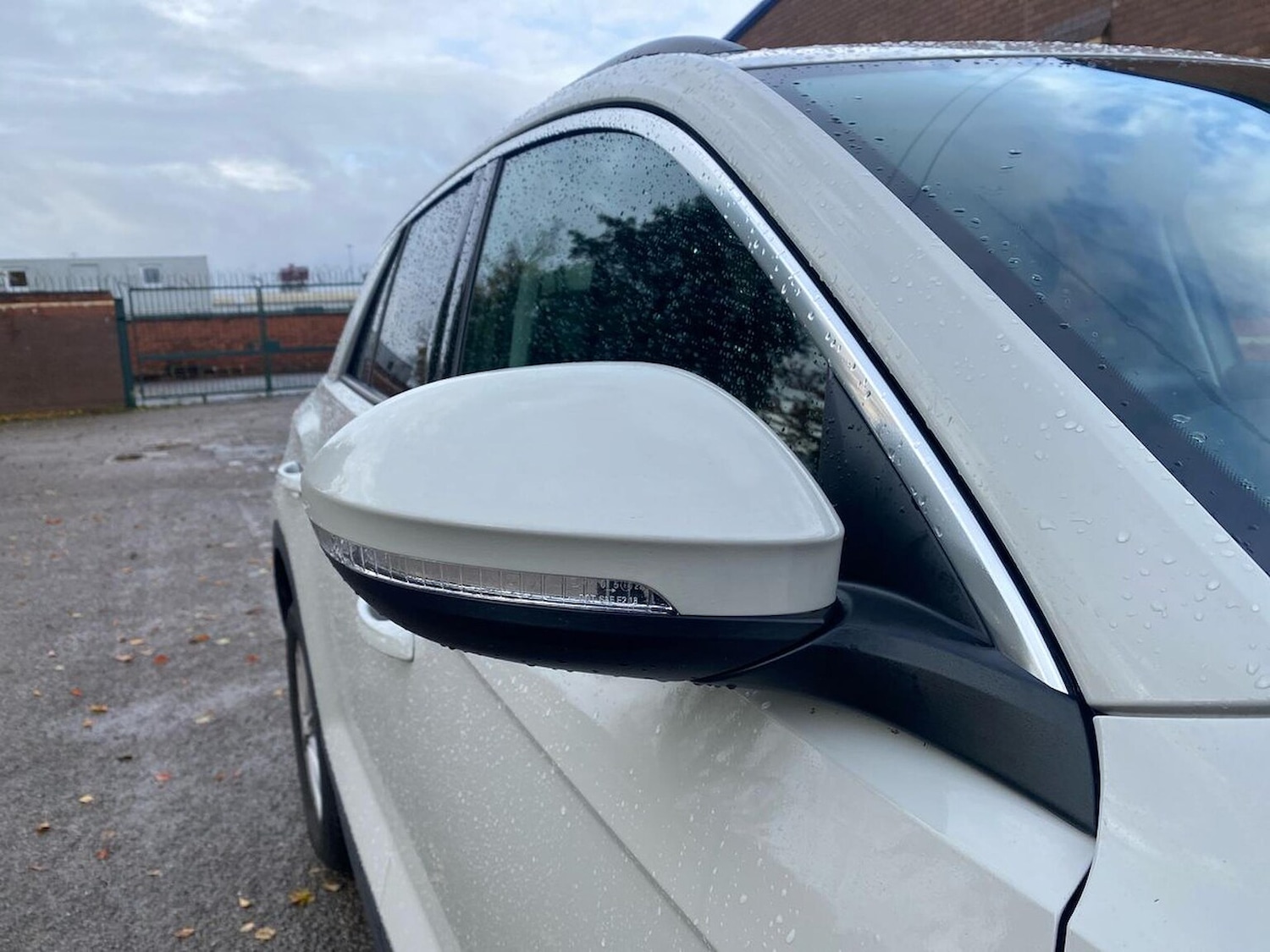 Used Volkswagen T-Roc 2023 for sale - 76490645: Photo 36