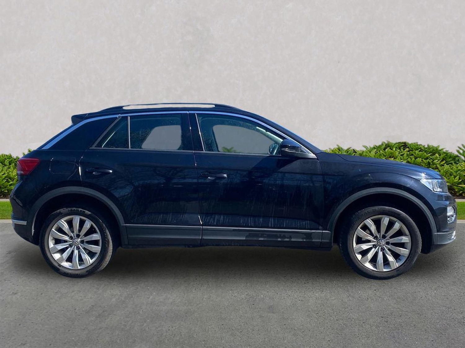 Used Volkswagen T-Roc 2020 for sale - 78195319: Photo 3