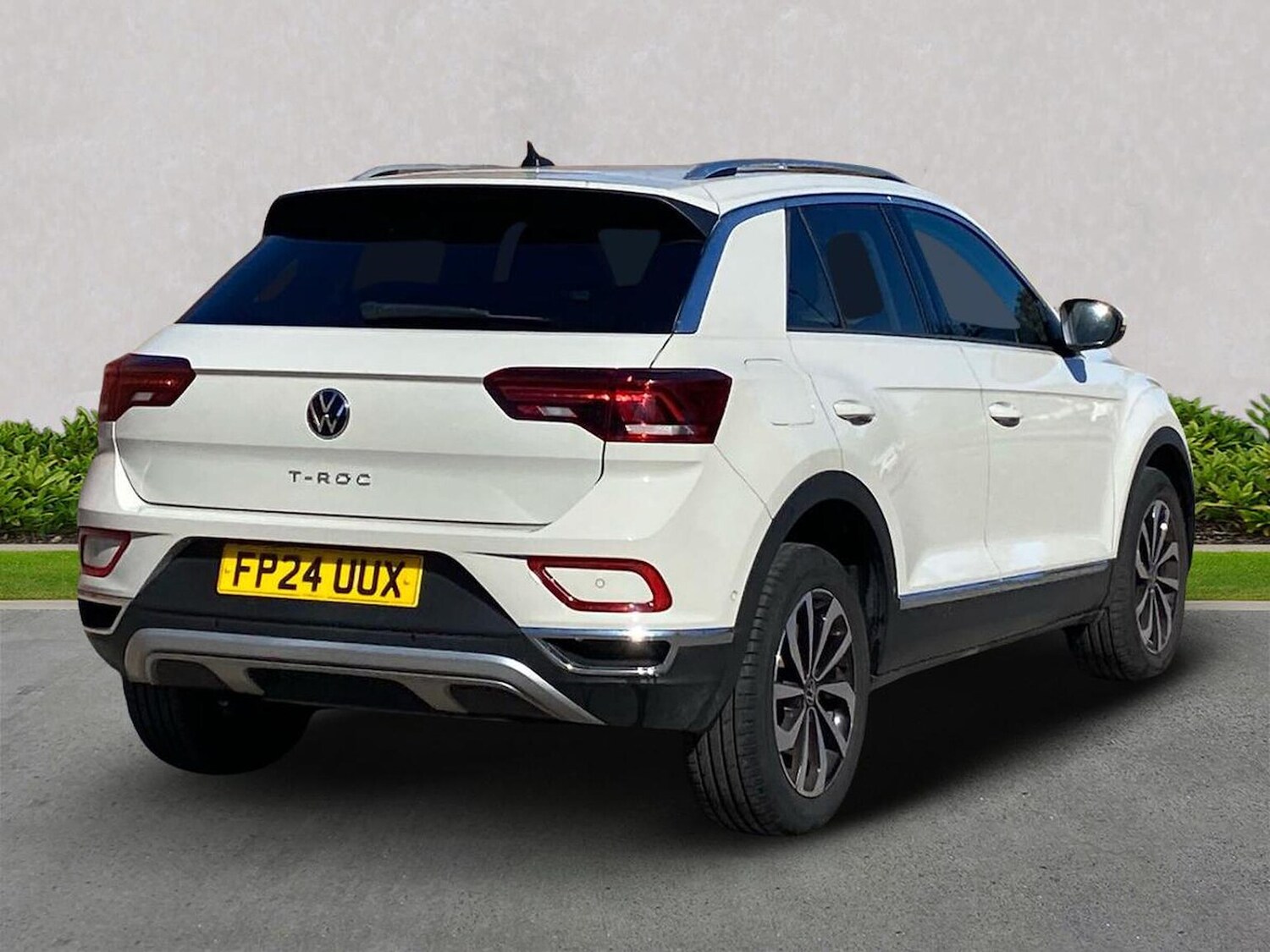 Used Volkswagen T-Roc 2024 for sale - 76030345: Photo 18