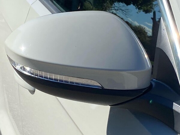 Used Volkswagen T-Roc 2024 for sale - 76030345: Photo 36