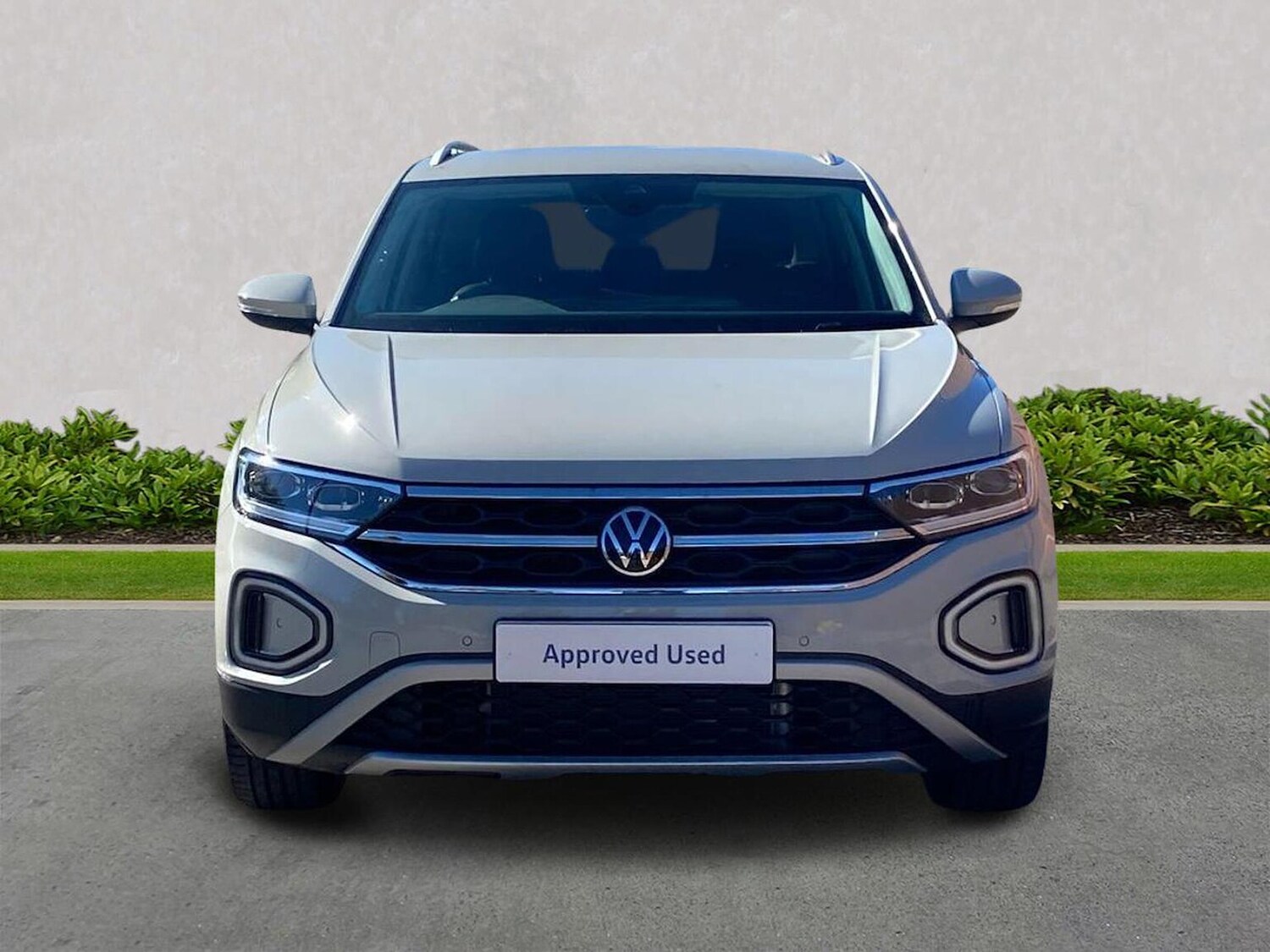 Used Volkswagen T-Roc 2024 for sale - 76030345: Photo 5