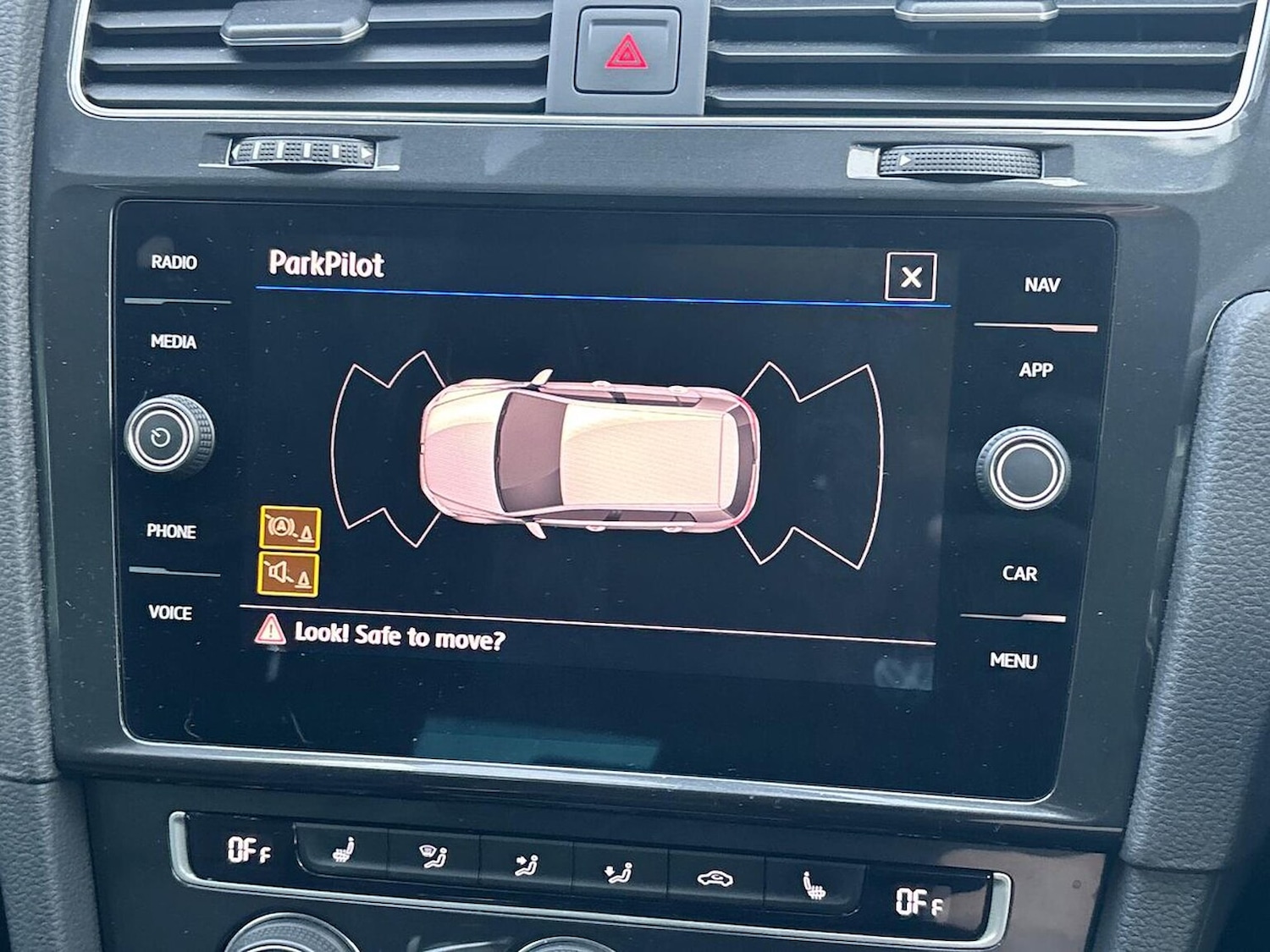 Used Volkswagen Golf 2020 for sale - 76830643: Photo 23