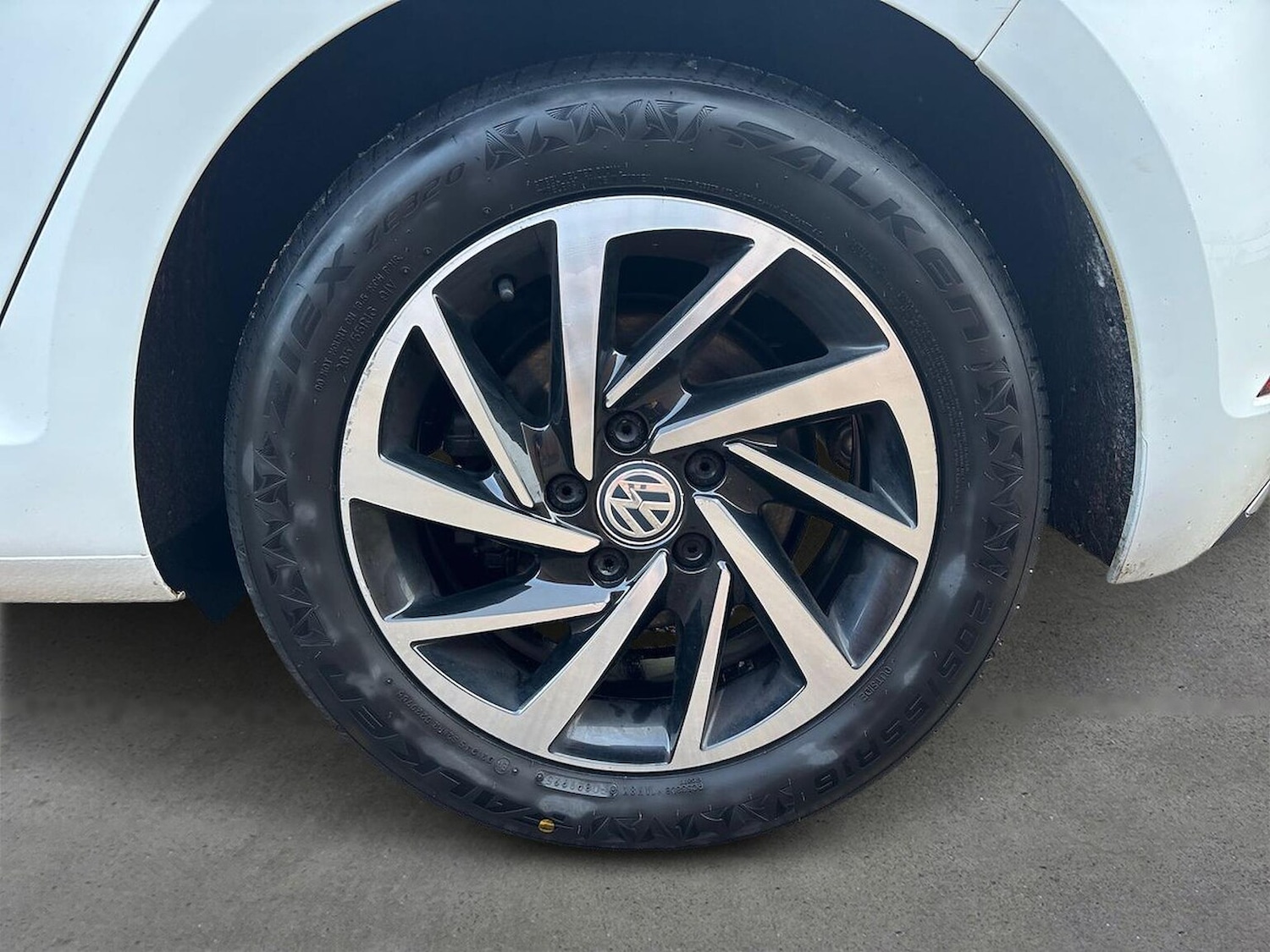 Used Volkswagen Golf 2020 for sale - 76830643: Photo 6