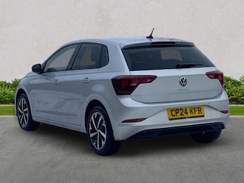 Used Volkswagen Polo 2024 for sale - 77488008: Photo