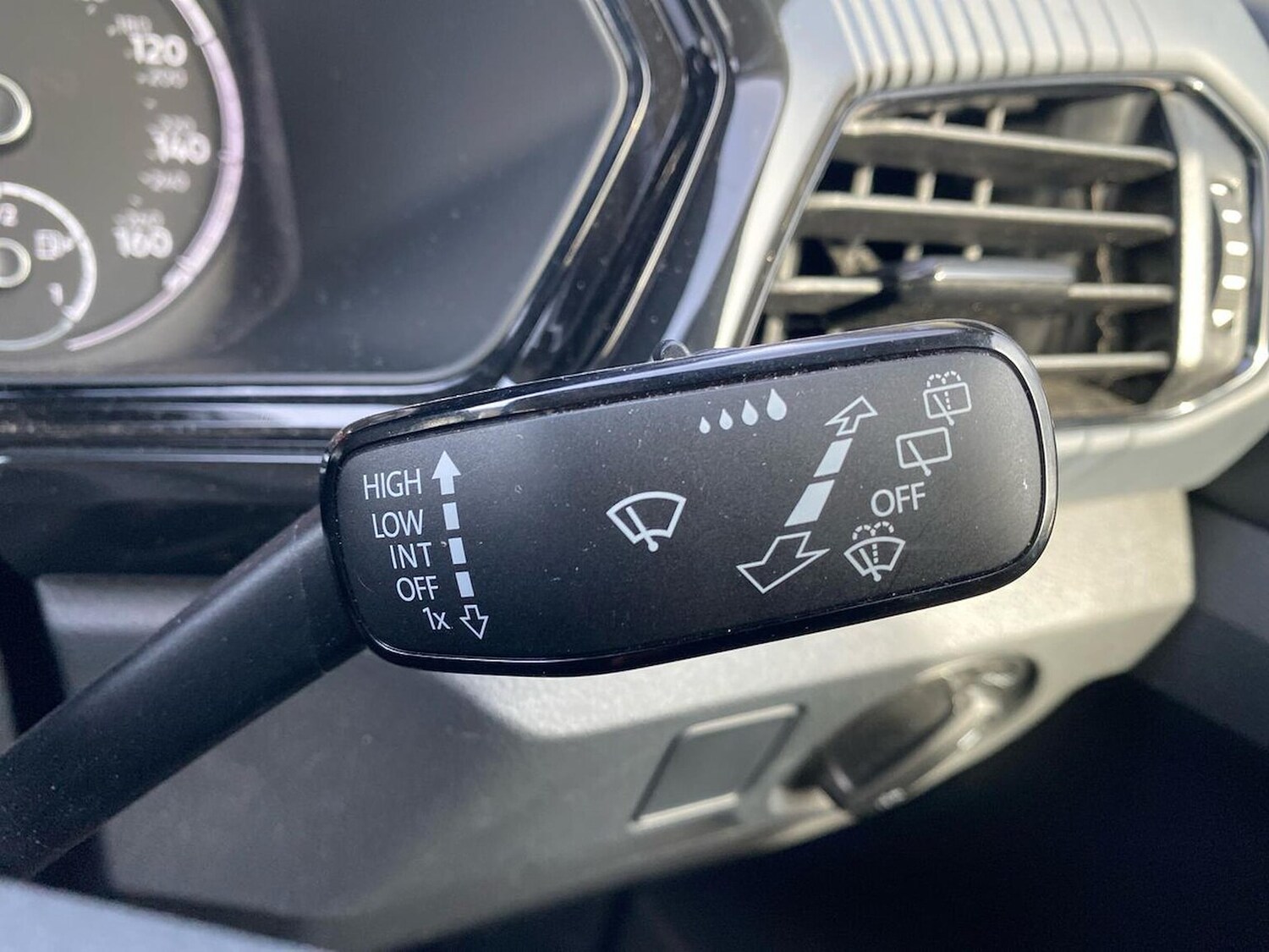 Used Volkswagen T-Cross 2022 for sale - 78195307: Photo 27