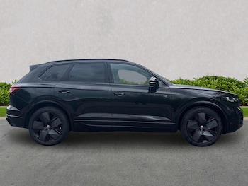Used Volkswagen Touareg 2025 for sale - 78606059: Photo