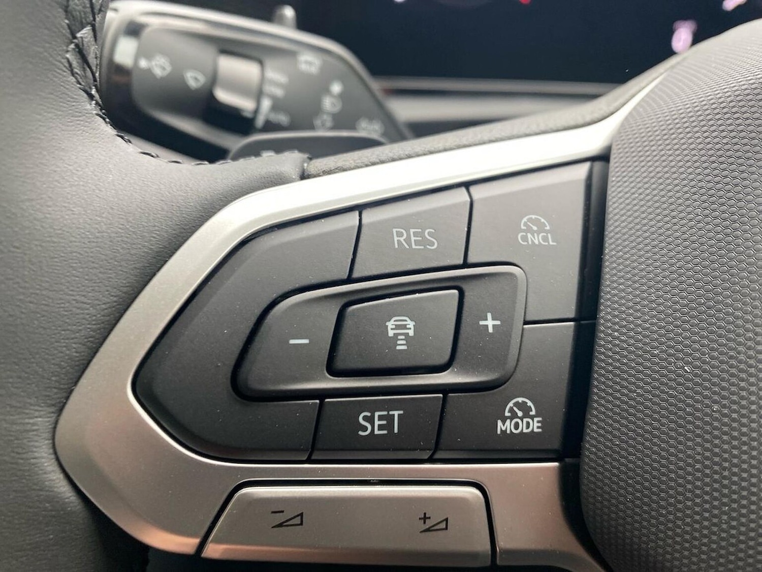 Used Volkswagen Tiguan 2025 for sale - 76149701: Photo 27