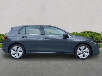 Used Volkswagen Golf 2025 for sale - 78944922: Photo