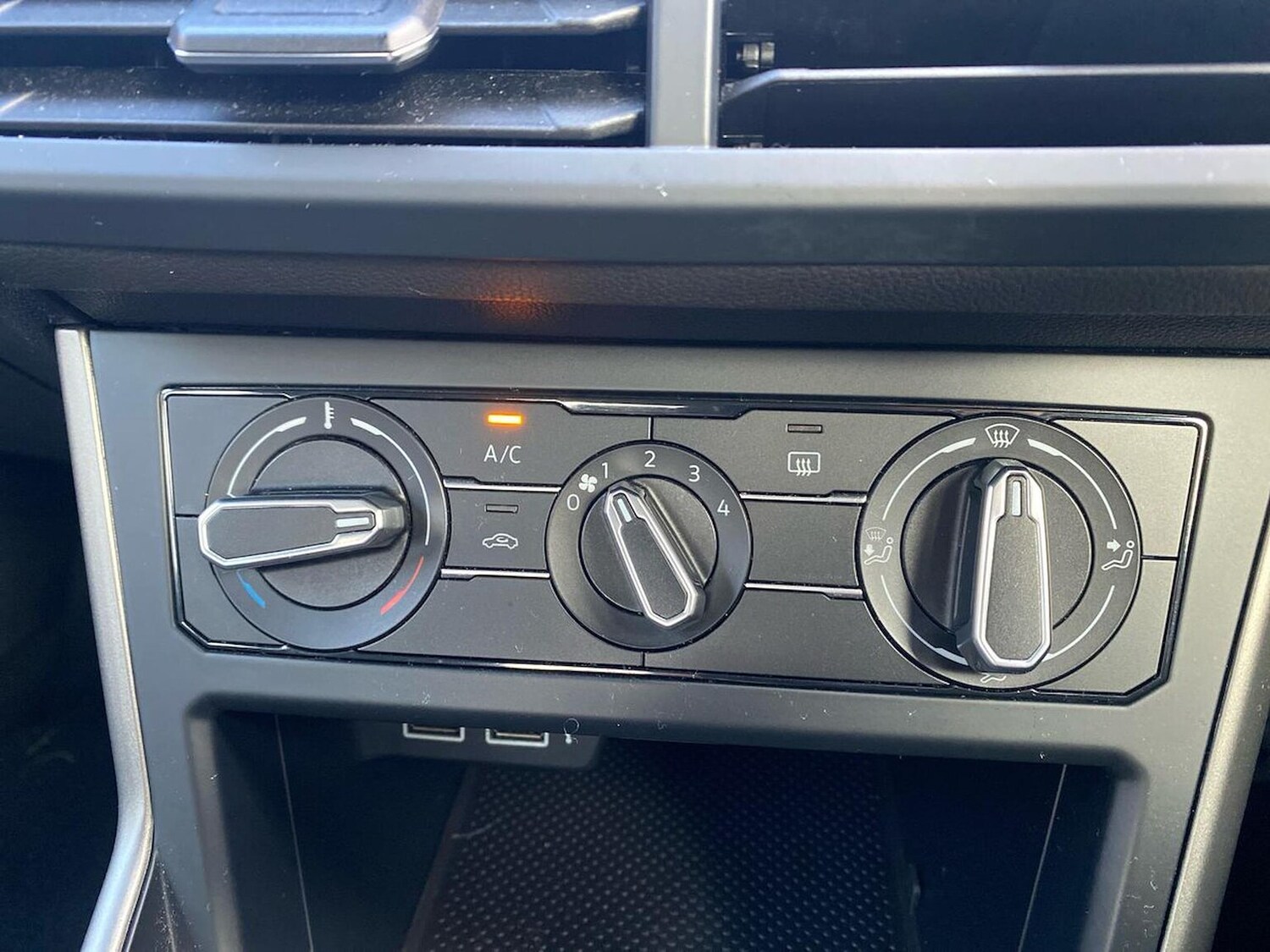 Used Volkswagen Polo 2019 for sale - 76477303: Photo 12