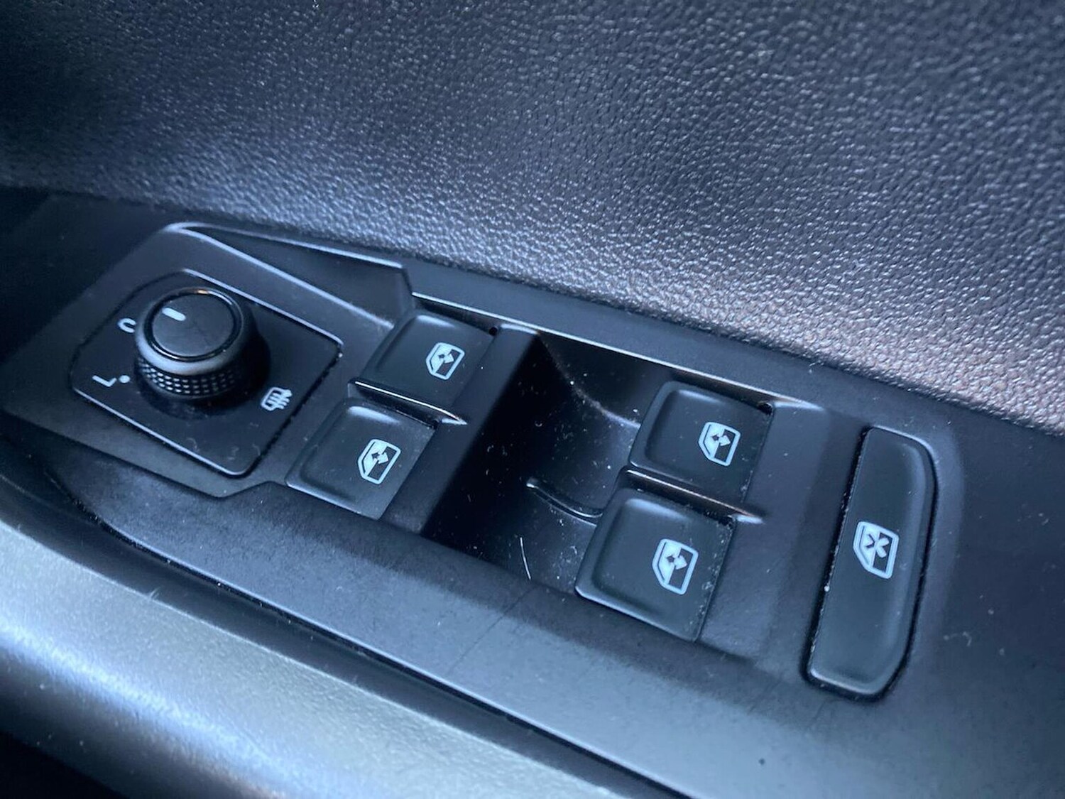 Used Volkswagen Polo 2019 for sale - 76477303: Photo 21