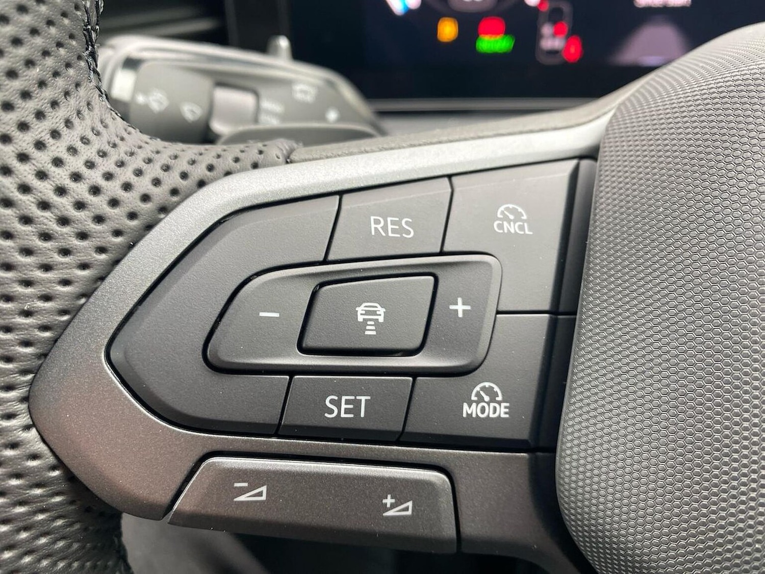 Used Volkswagen T-Roc 2026 for sale - 78195431: Photo 27