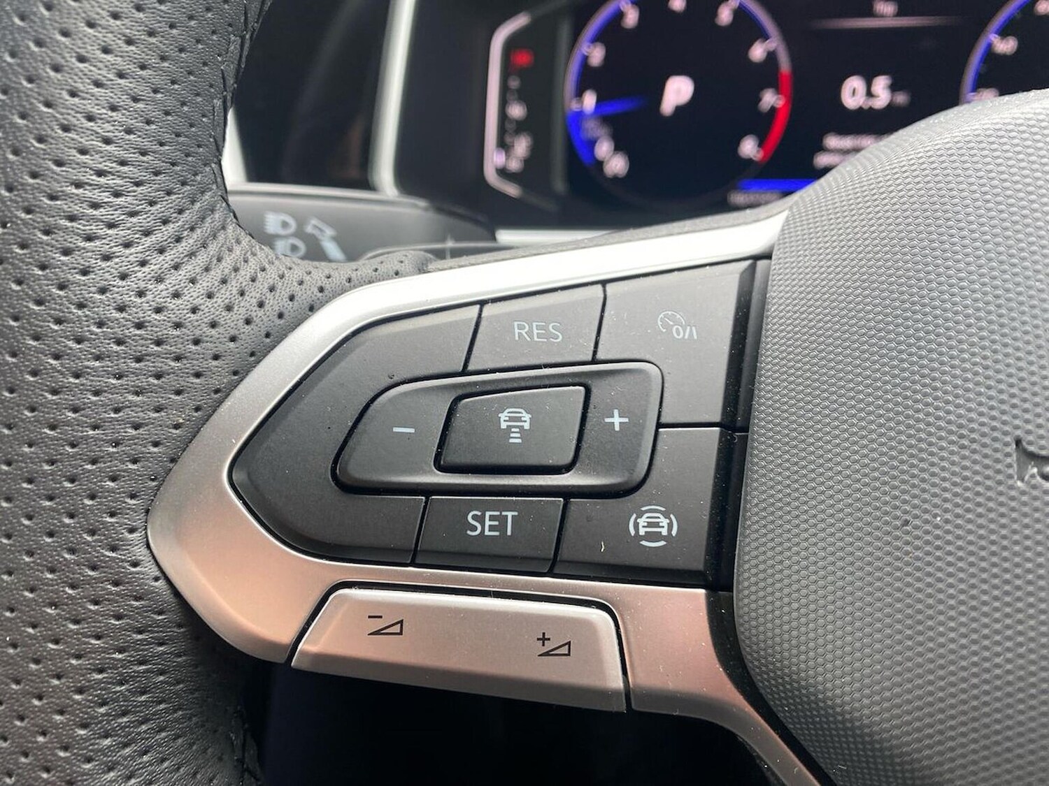 Used Volkswagen T-Roc 2025 for sale - 78070633: Photo 27