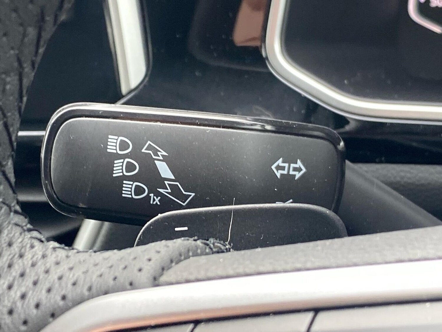 Used Volkswagen T-Roc 2025 for sale - 78070633: Photo 29