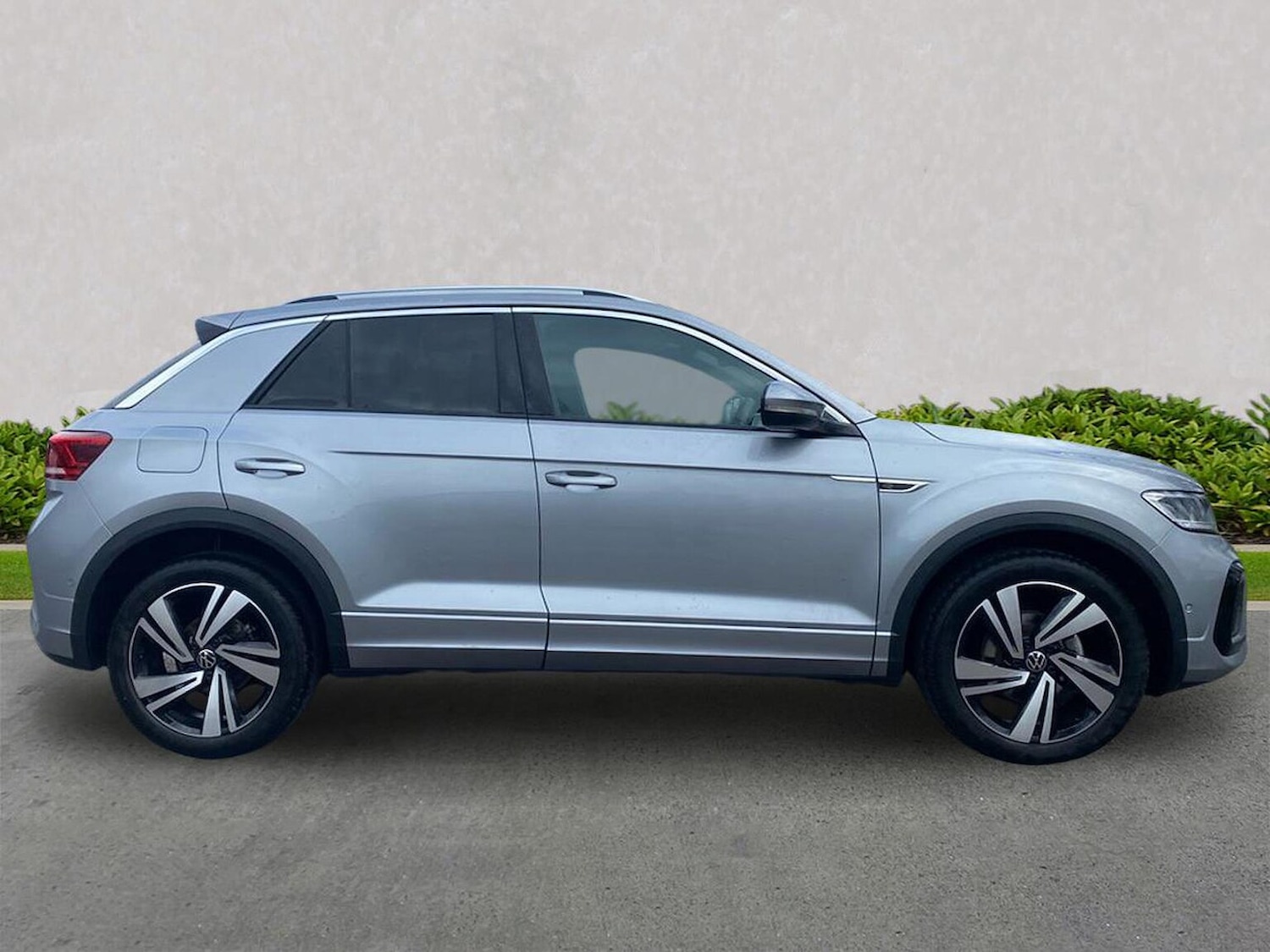 Used Volkswagen T-Roc 2025 for sale - 78070633: Photo 3