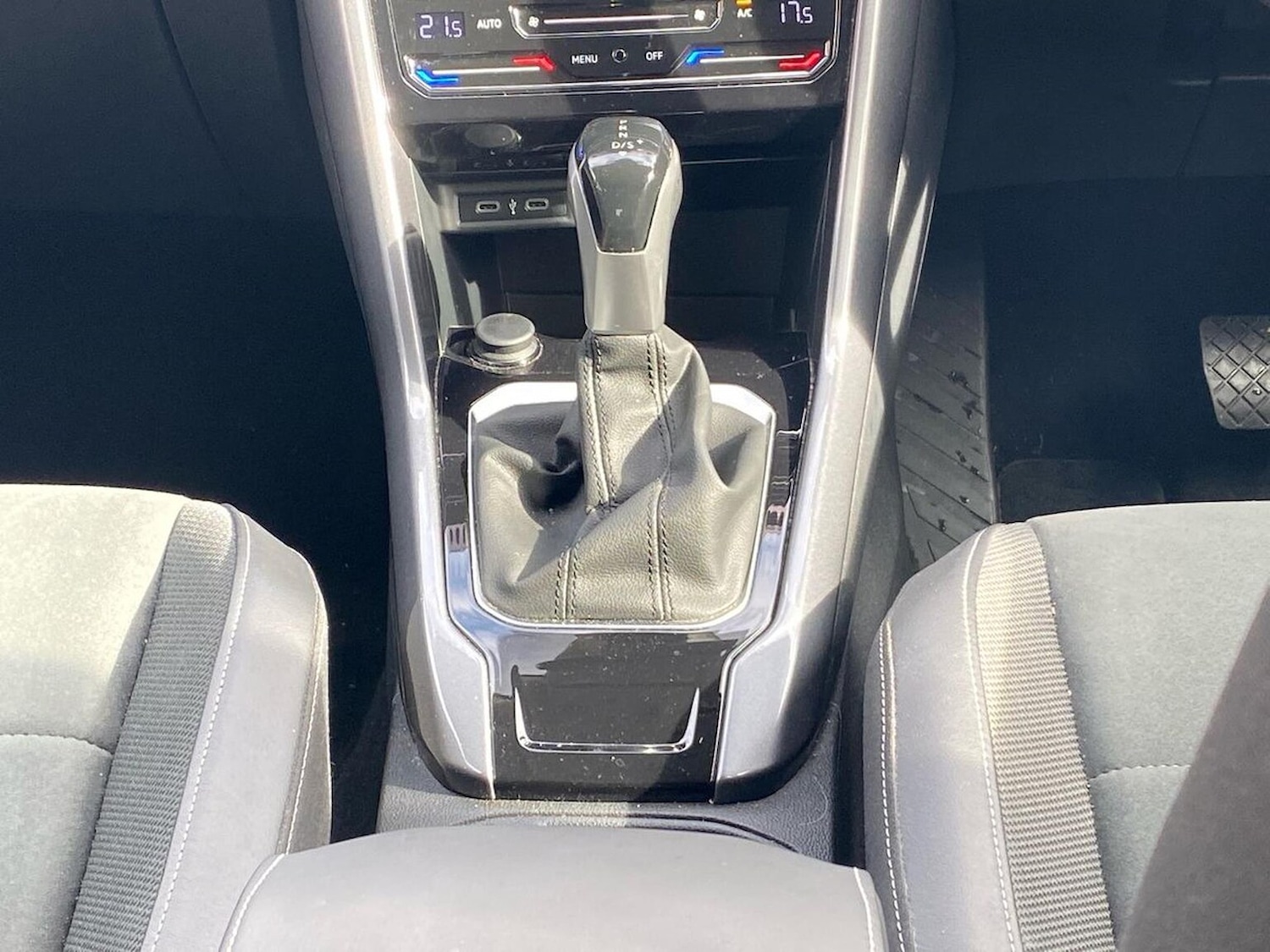 Used Volkswagen T-Roc 2022 for sale - 76149703: Photo 13