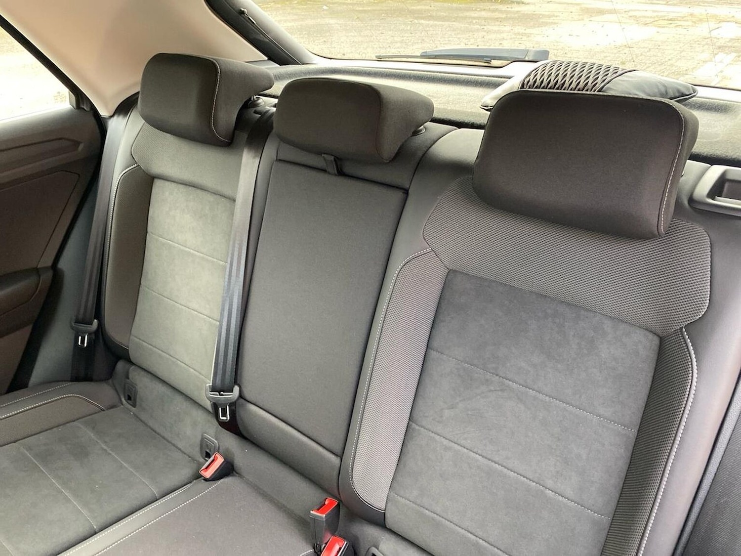 Used Volkswagen T-Roc 2022 for sale - 76149703: Photo 16