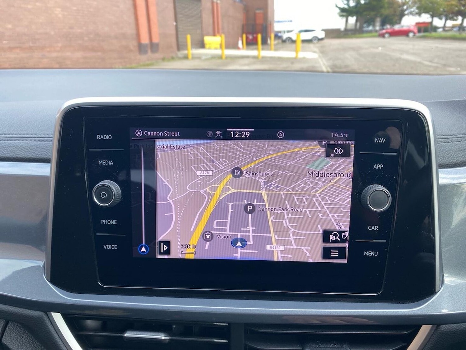 Used Volkswagen T-Roc 2022 for sale - 76149703: Photo 24