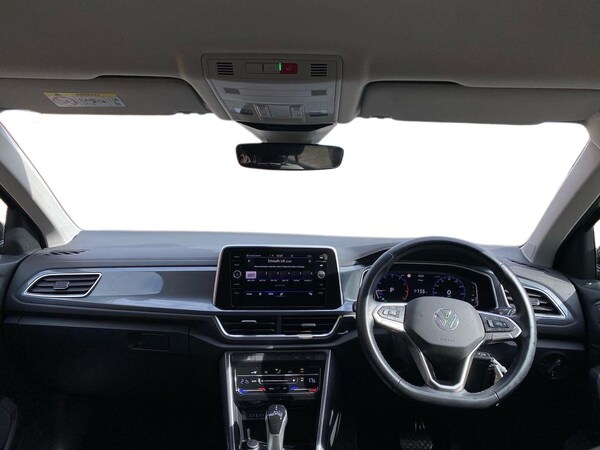 Used Volkswagen T-Roc 2022 for sale - 76149703: Photo 8