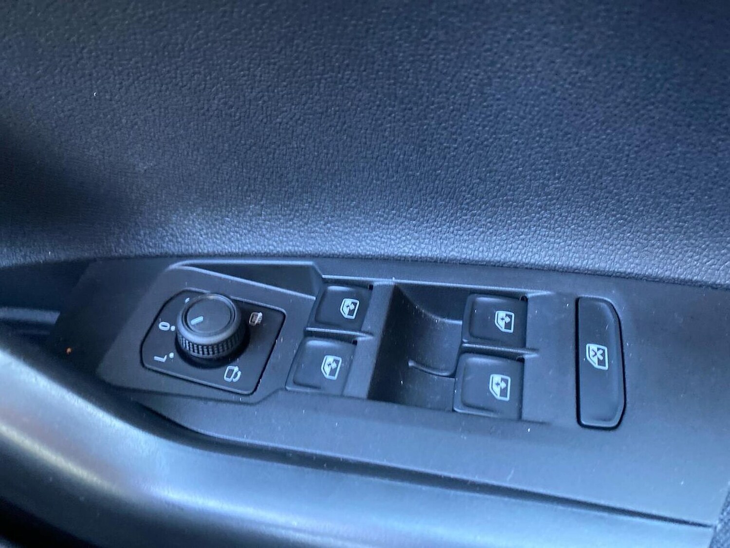 Used Volkswagen Polo 2024 for sale - 76102485: Photo 21