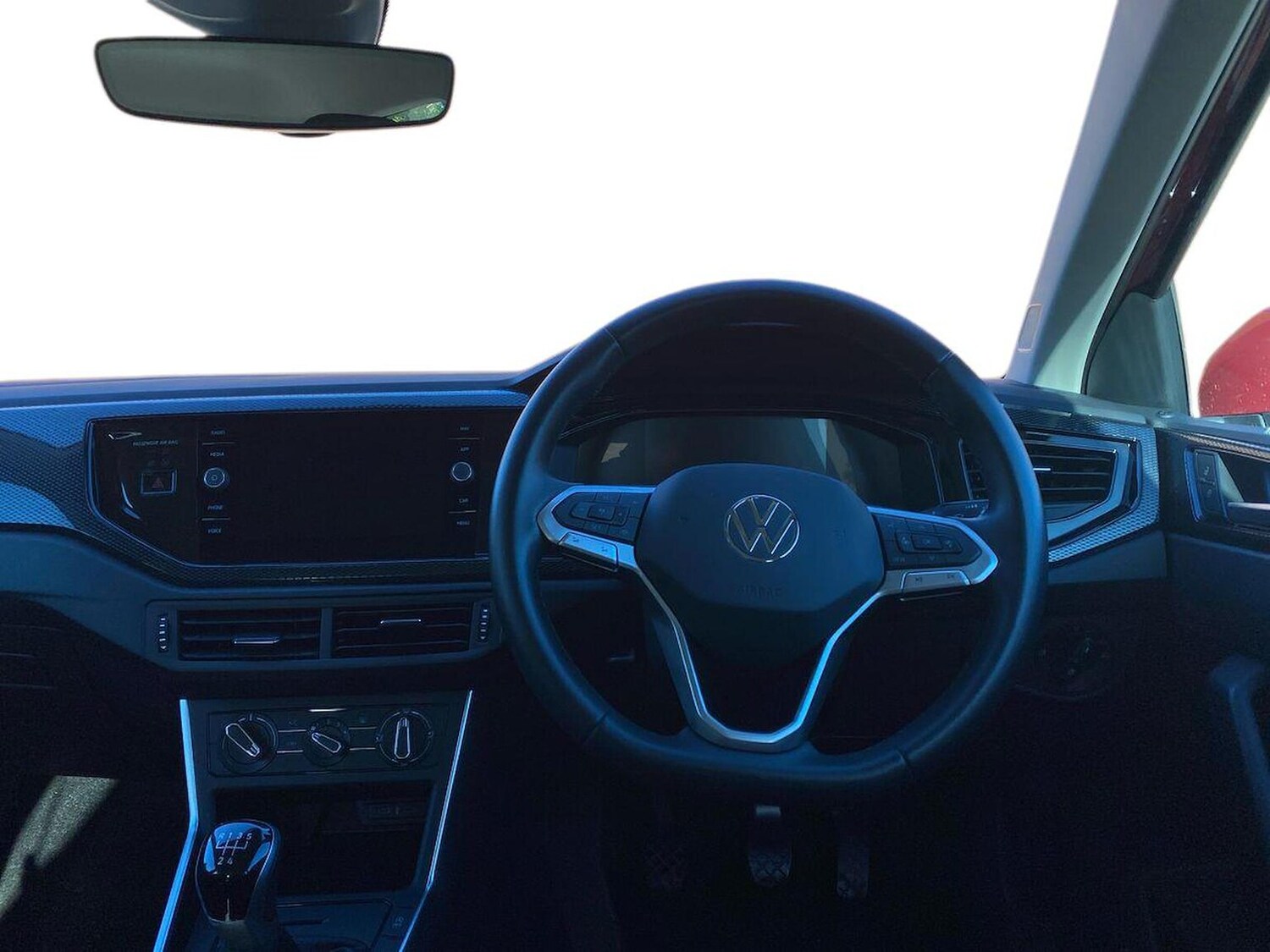 Used Volkswagen Polo 2024 for sale - 76102485: Photo 9