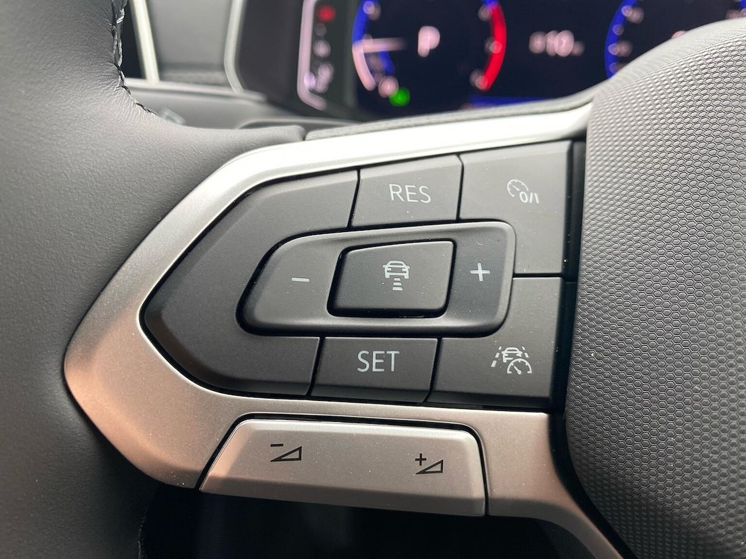 Used Volkswagen T-Cross 2025 for sale - 76149708: Photo 27