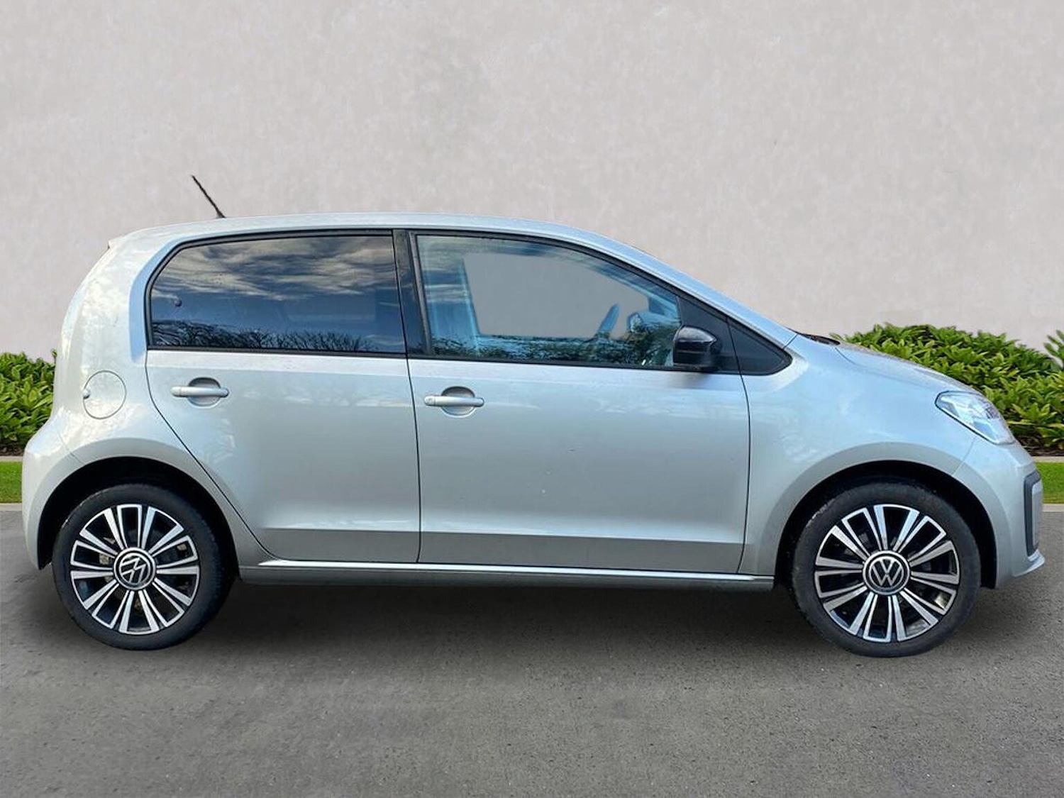 Used Volkswagen up! 2021 for sale - 76687314: Photo 3