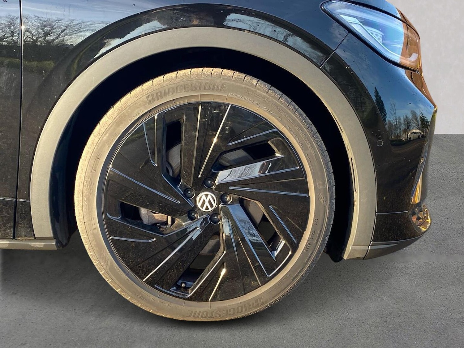 Used Volkswagen ID.4 2024 for sale - 76920121: Photo 6