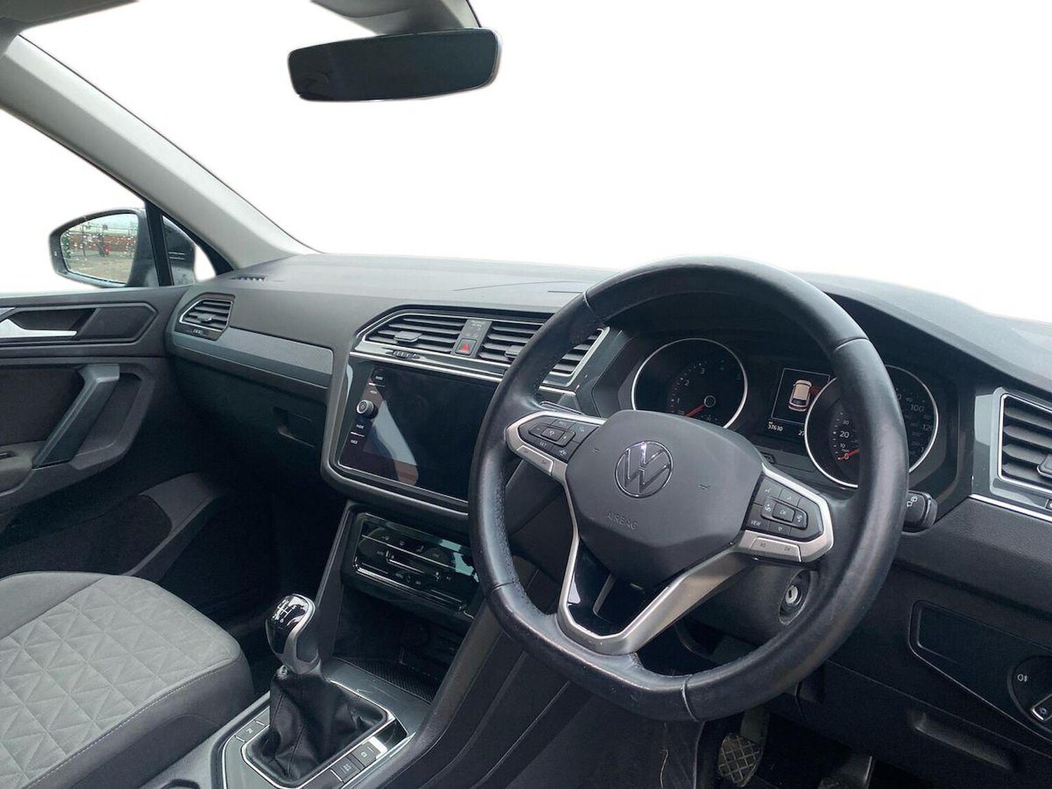 Used Volkswagen Tiguan 2021 for sale - 76490651: Photo 15