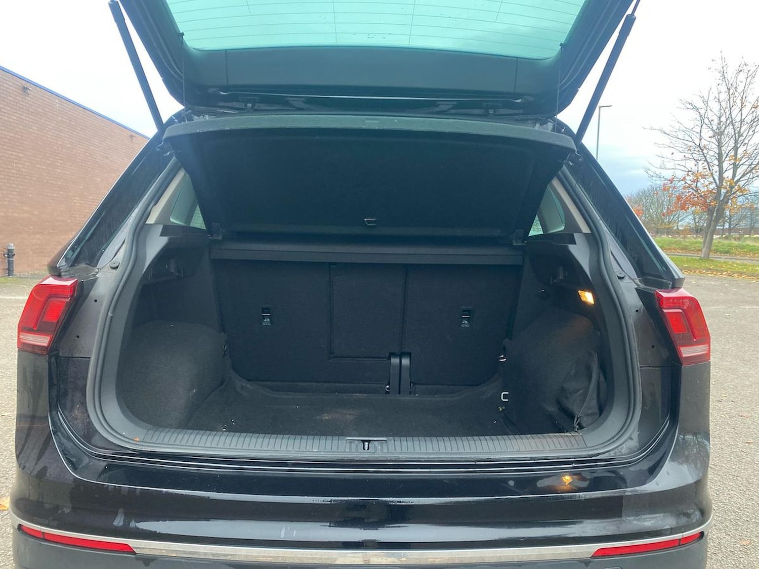 Used Volkswagen Tiguan 2021 for sale - 76490651: Photo 17