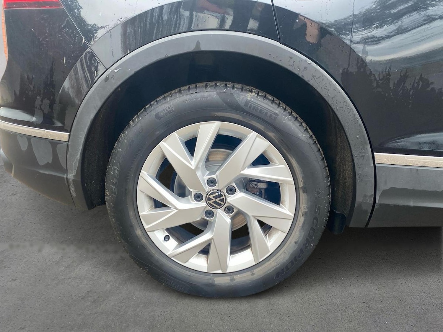 Used Volkswagen Tiguan 2021 for sale - 76490651: Photo 6