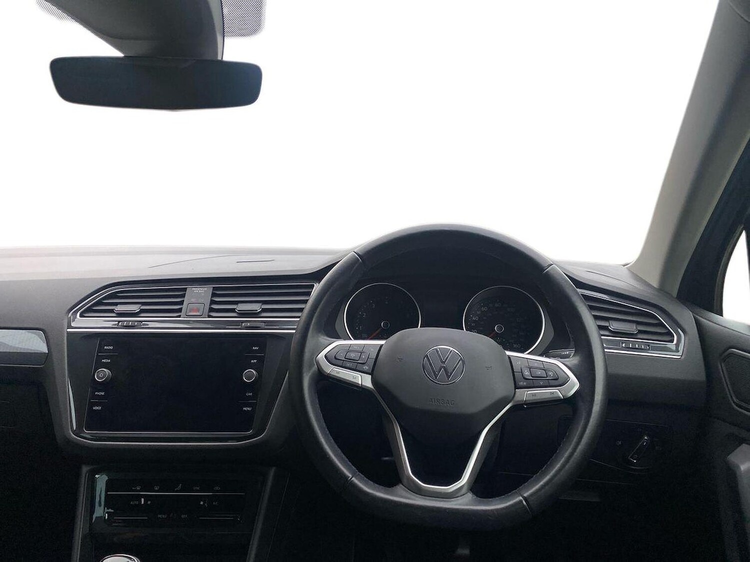 Used Volkswagen Tiguan 2021 for sale - 76490651: Photo 9