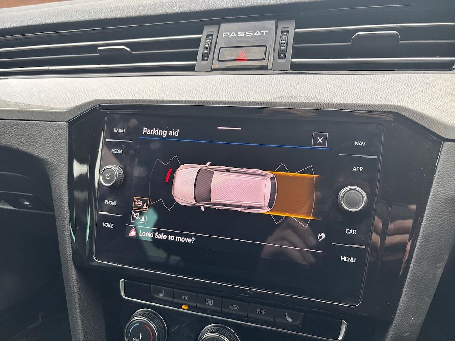 Used Volkswagen Passat 2019 for sale - 77516484: Photo 23