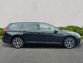 Used Volkswagen Passat 2019 for sale - 77516484: Photo