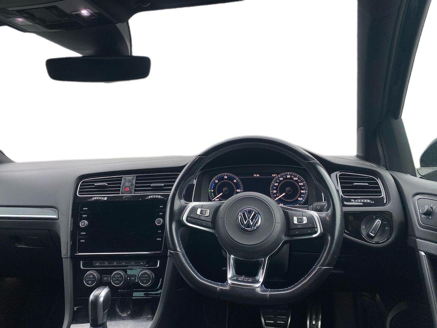 Used Volkswagen Golf 2020 for sale - 77962299: Photo 9