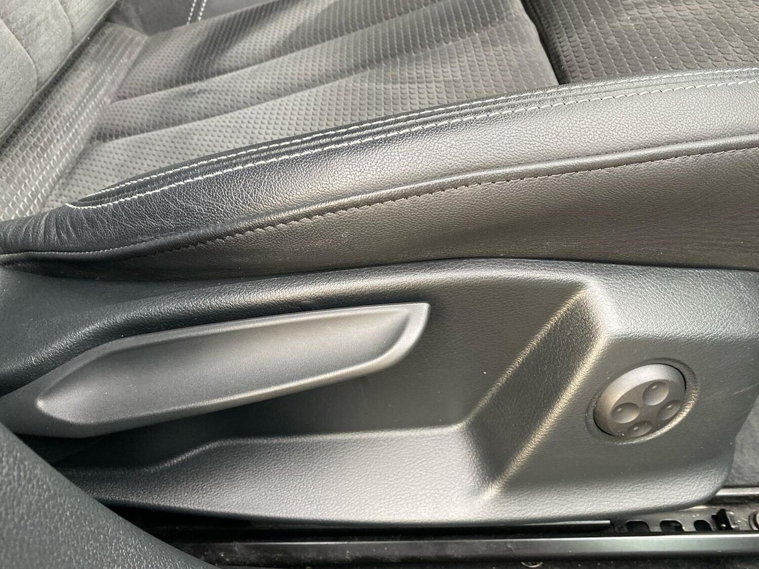 Used Audi A4 2020 for sale - 76906297: Photo 30