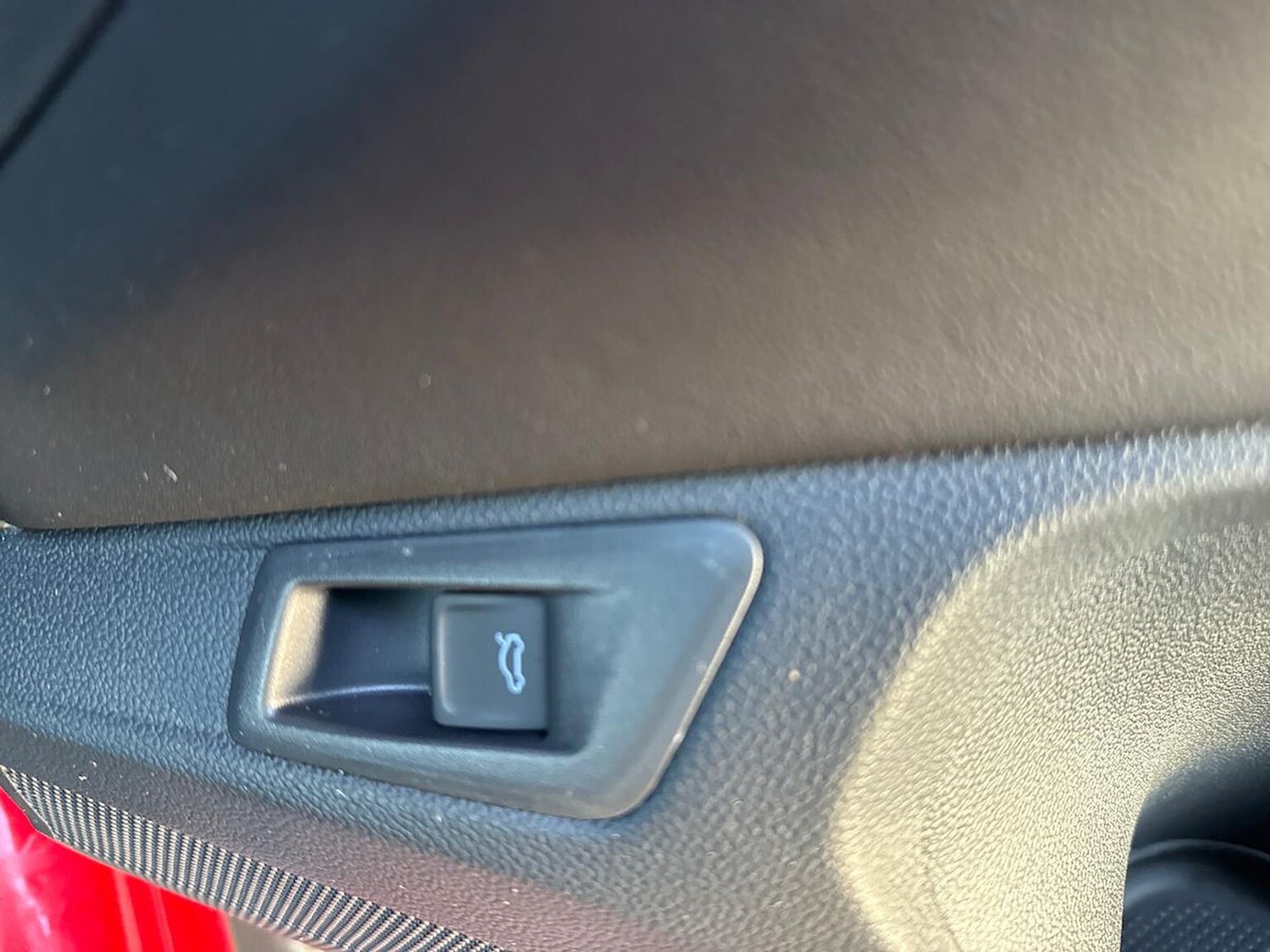 Used Volkswagen T-Roc 2025 for sale - 78018470: Photo 30