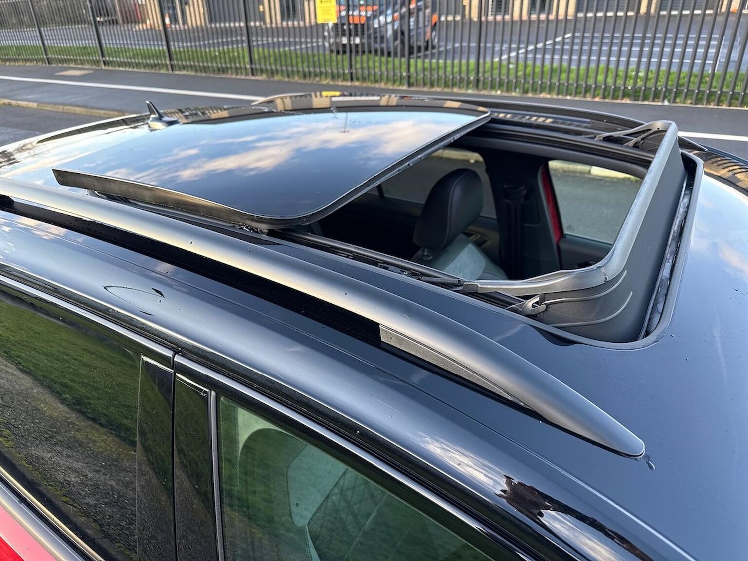 Used Volkswagen T-Roc 2025 for sale - 78018470: Photo 31